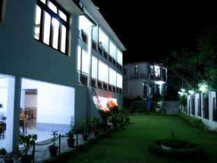 Hotel Maya Regency Bhīm Tāl Εξωτερικό φωτογραφία